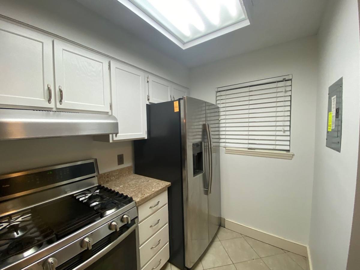 Townhouse for rent at 1730 Beechwood Circle N, Tallahassee, FL 32301