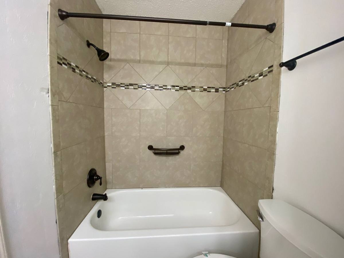 Townhouse for rent at 1730 Beechwood Circle N, Tallahassee, FL 32301