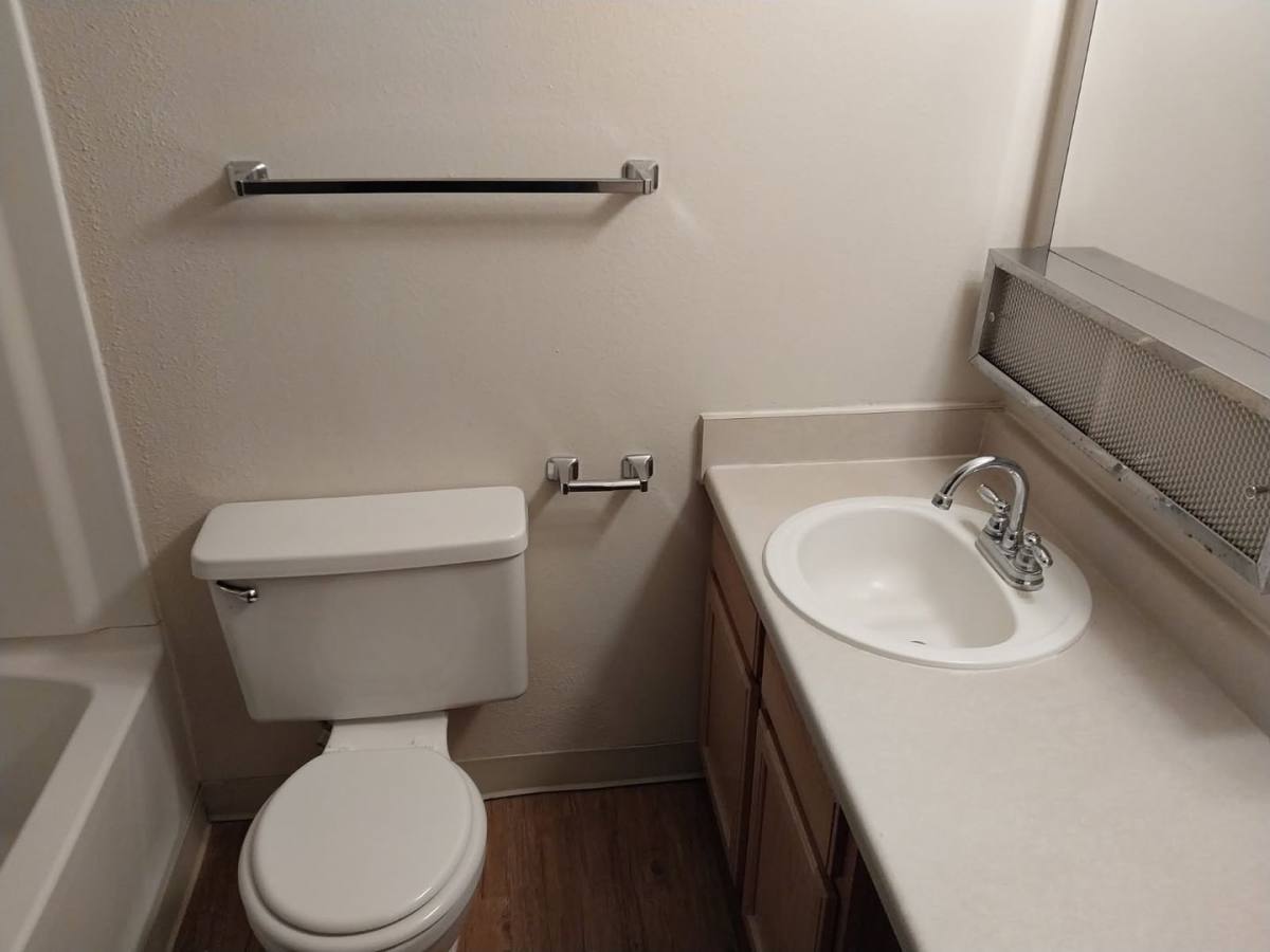Apartment for rent at 1920 Arthur St #28, Klamath Falls, OR 97603