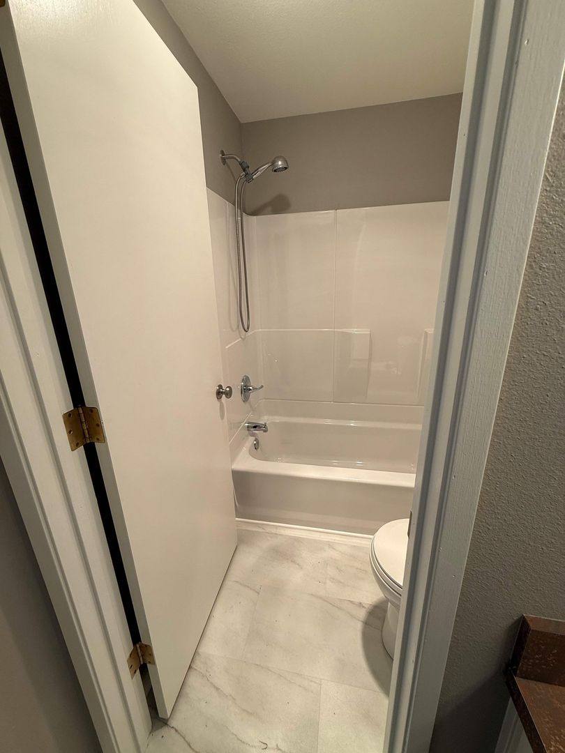 House for rent at 5223 SW 62nd Ave, Portland, OR 97221