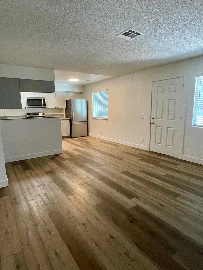 Apartment for rent at 225 Boulder Creek Dr, Redding, CA 96003
