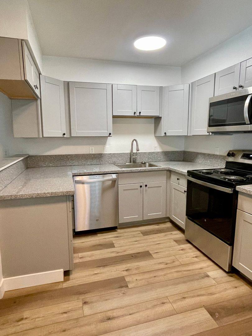 Apartment for rent at 225 Boulder Creek Dr, Redding, CA 96003
