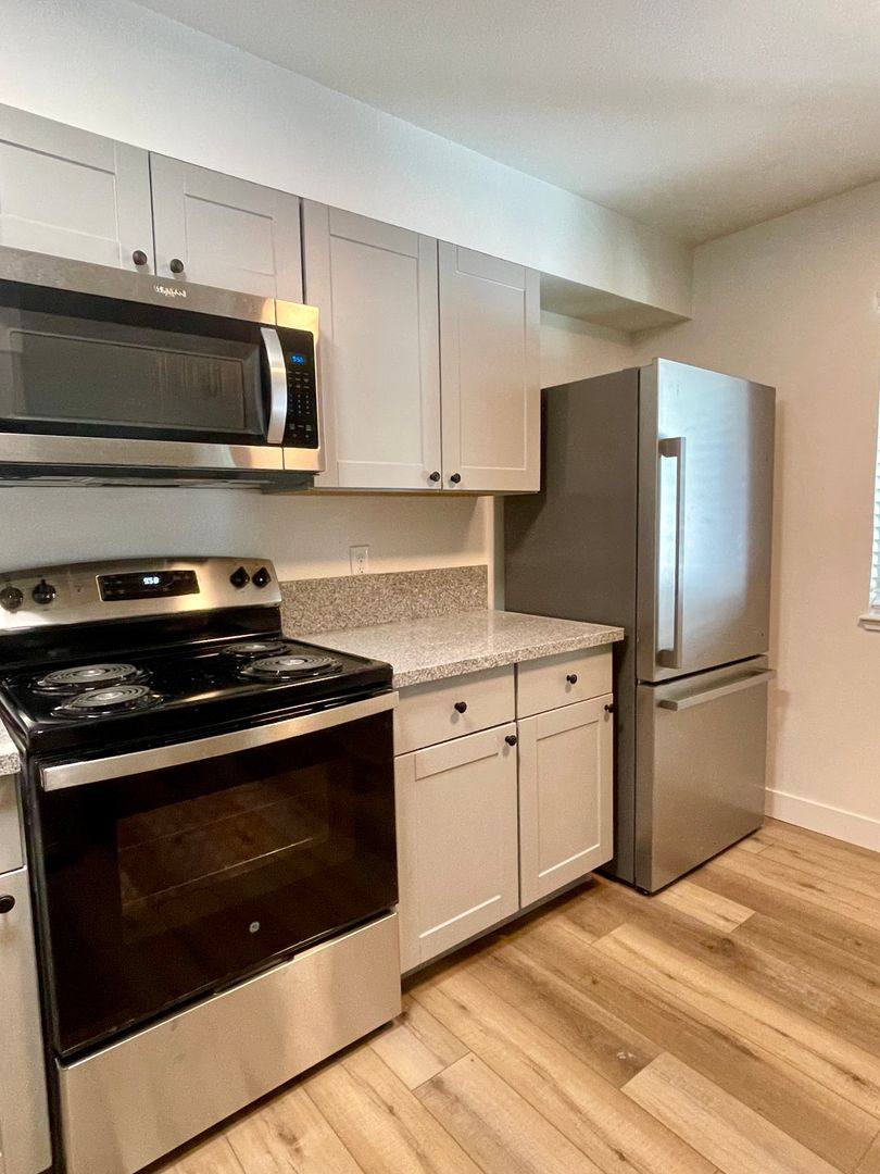 Apartment for rent at 225 Boulder Creek Dr, Redding, CA 96003