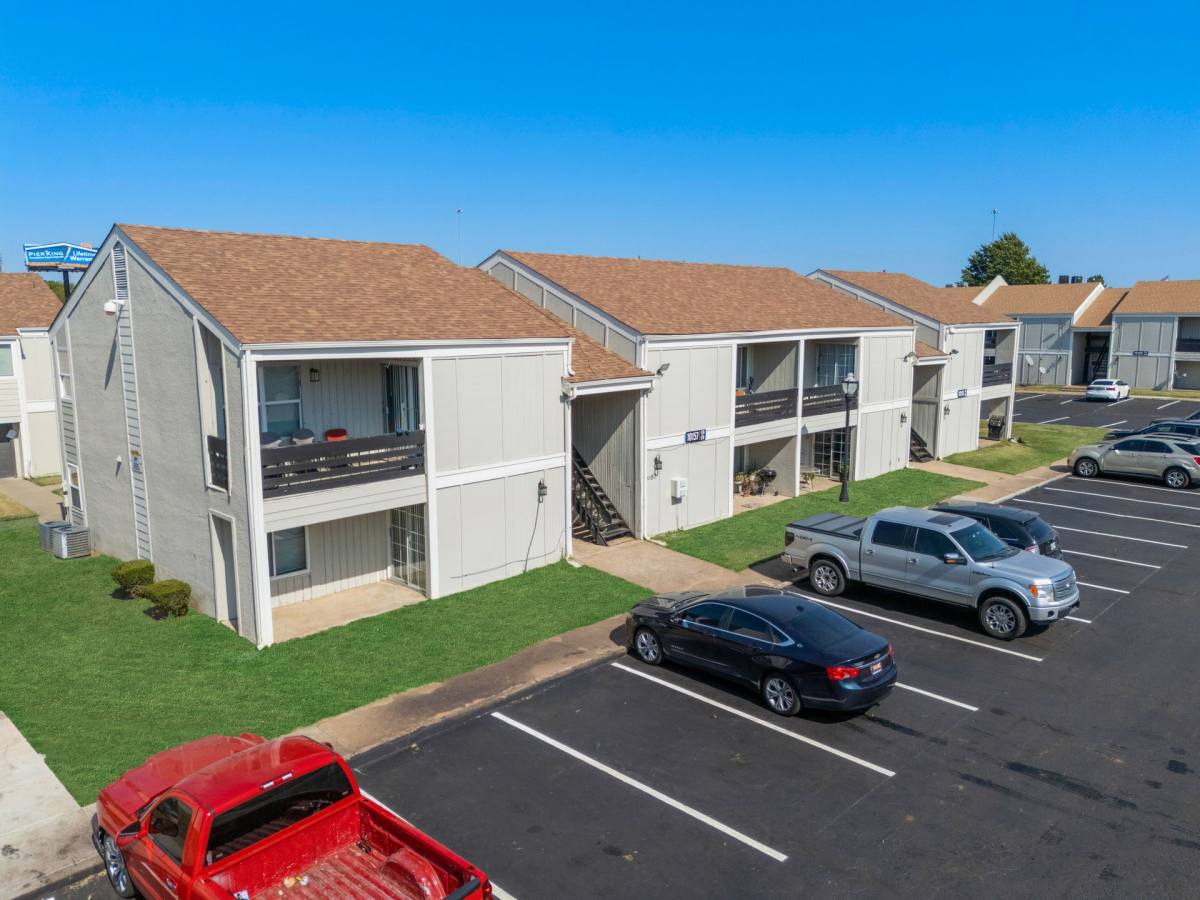 Townhouse for rent at 10149 E 32nd St, Tulsa, OK 74146