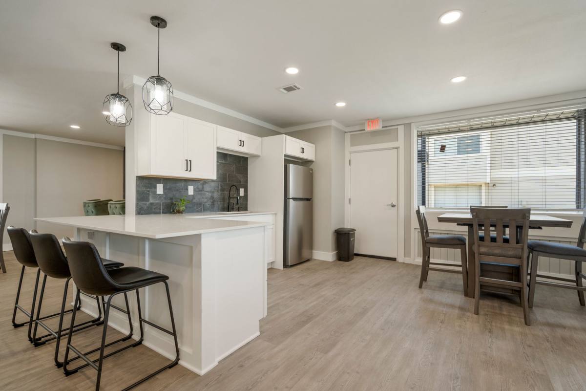 Townhouse for rent at 10149 E 32nd St, Tulsa, OK 74146