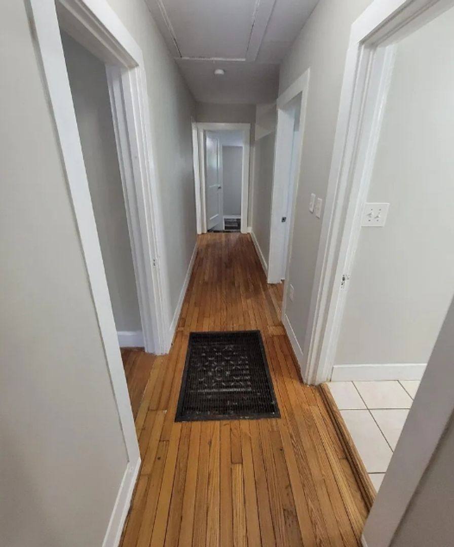 House for rent at 825 Kirkwood Ave, Anniston, AL 36207