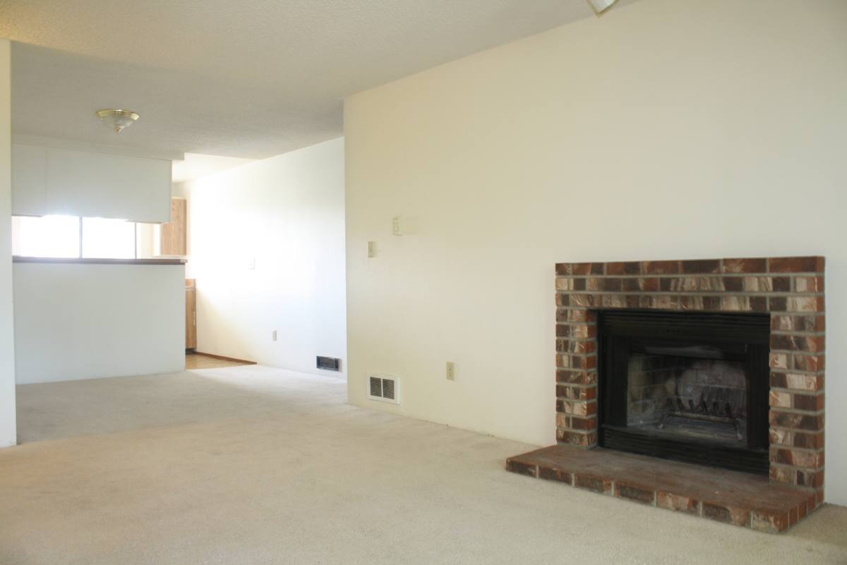 Apartment for rent at 12906 8th Ave W, Everett, WA 98204