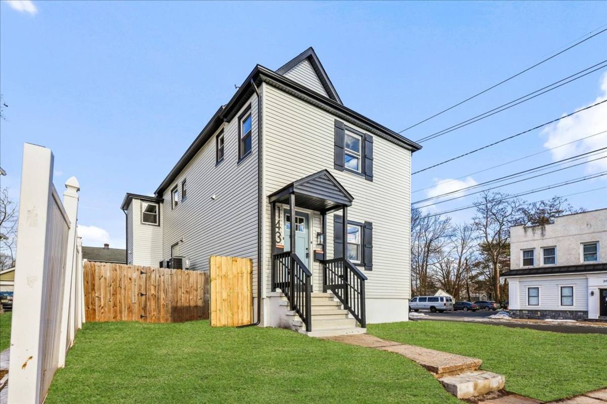 Apartment for rent at 143 Johnston Ave, Plainfield, NJ 07062