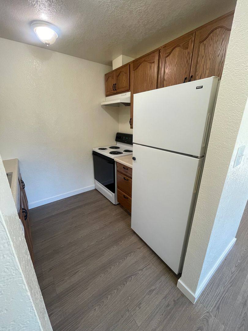 Apartment for rent at 419 Queen Ave, Hoquiam, WA 98550