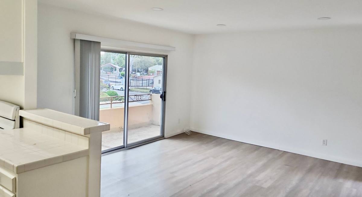 Apartment for rent at 1755 Granville Ave, Los Angeles, CA 90025