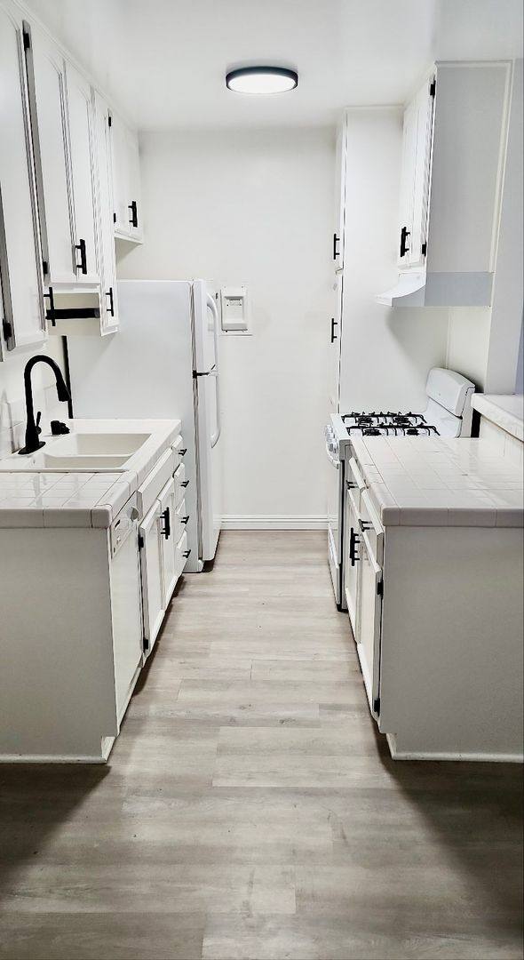 Apartment for rent at 1755 Granville Ave, Los Angeles, CA 90025