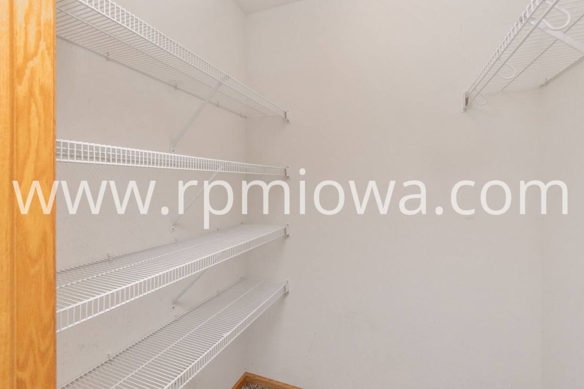 Townhouse for rent at 3181 SW Sharmin Lane, Ankeny, IA 50023
