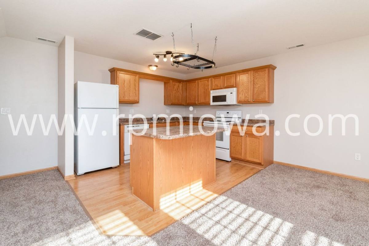 Townhouse for rent at 3181 SW Sharmin Lane, Ankeny, IA 50023