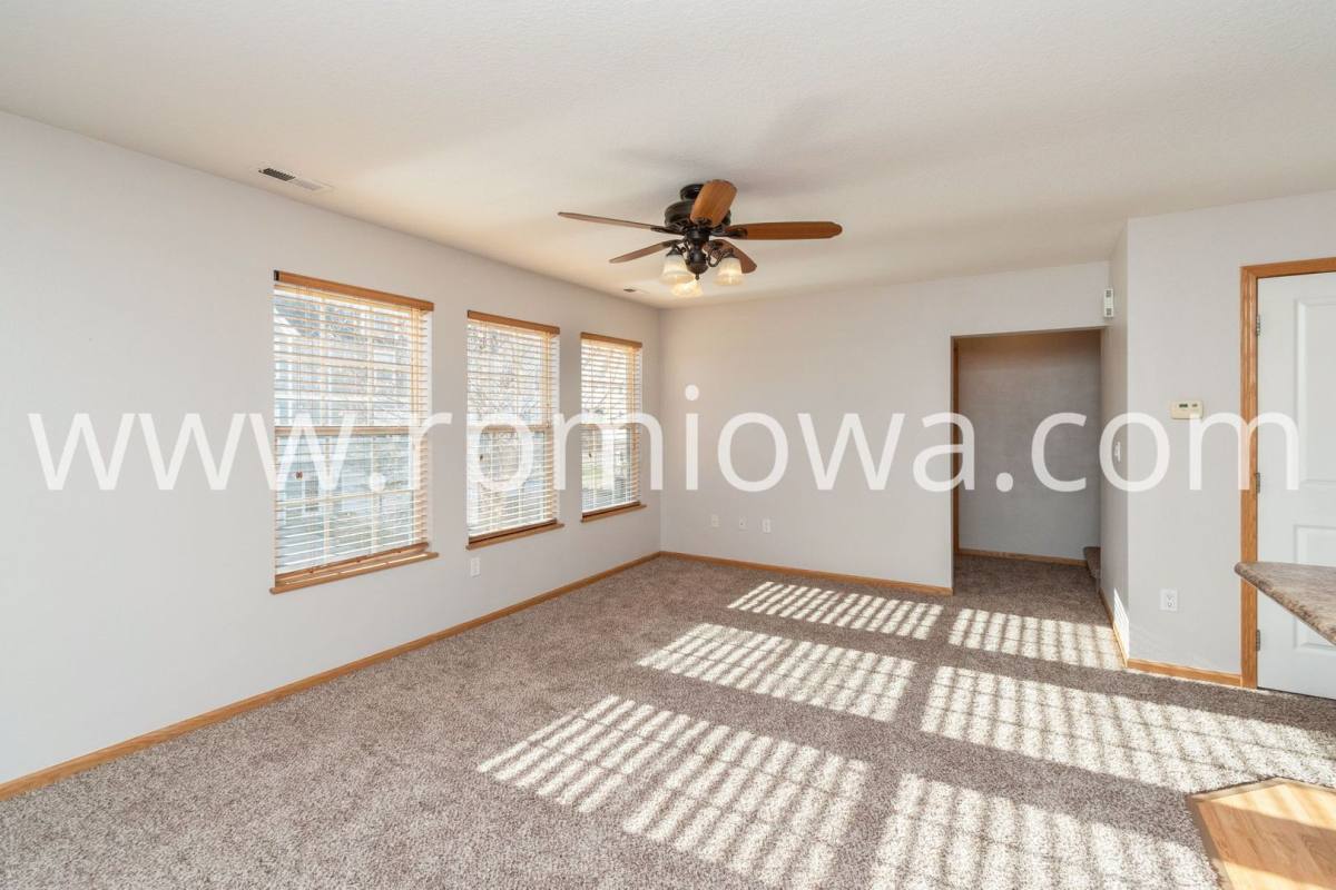 Townhouse for rent at 3181 SW Sharmin Lane, Ankeny, IA 50023