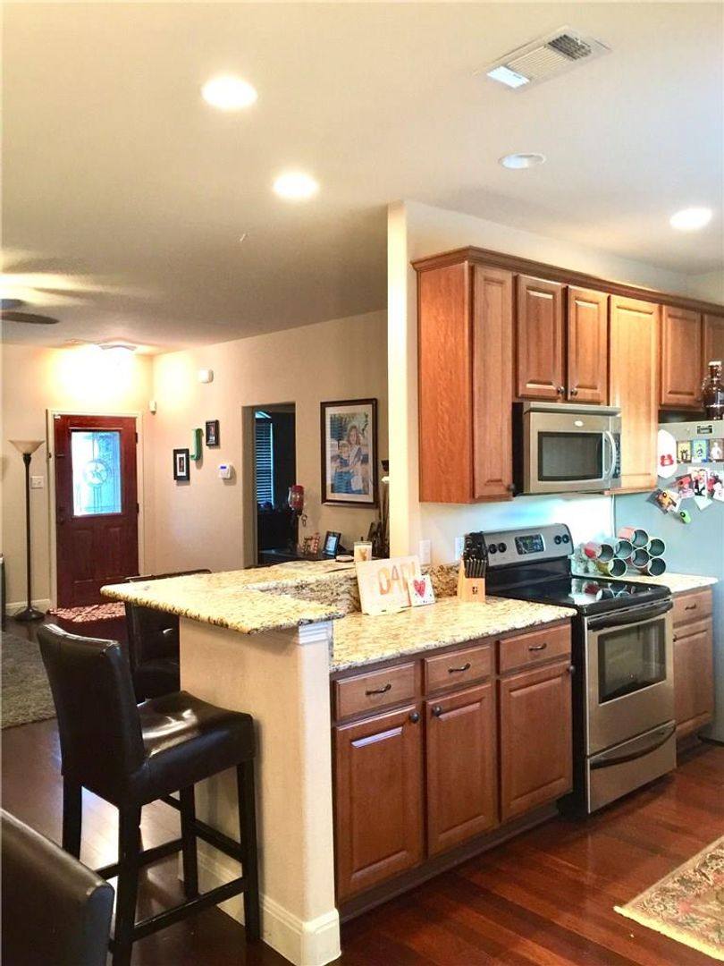 House for rent at 10052 Janet Loop, Dripping Springs, TX 78620
