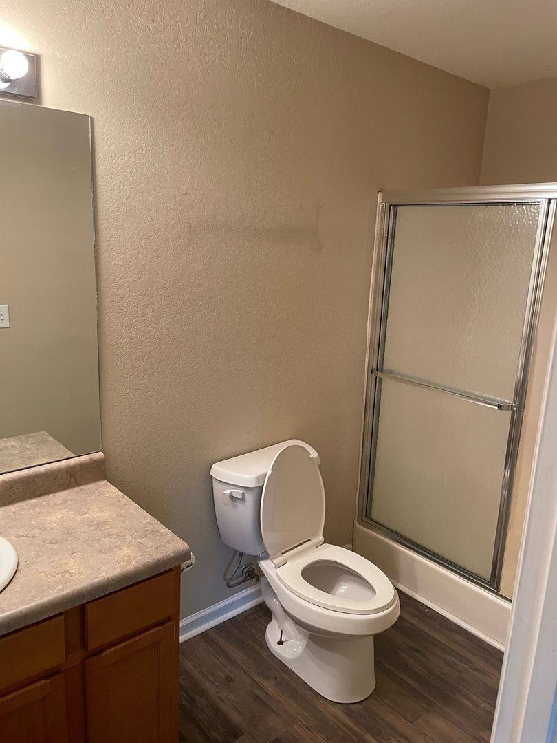 Apartment for rent at 668 Gardner Dr SE, Jacksonville, AL 36265