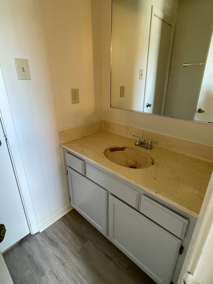 Apartment for rent at 8469 Governor, Baton Rouge, LA 70820