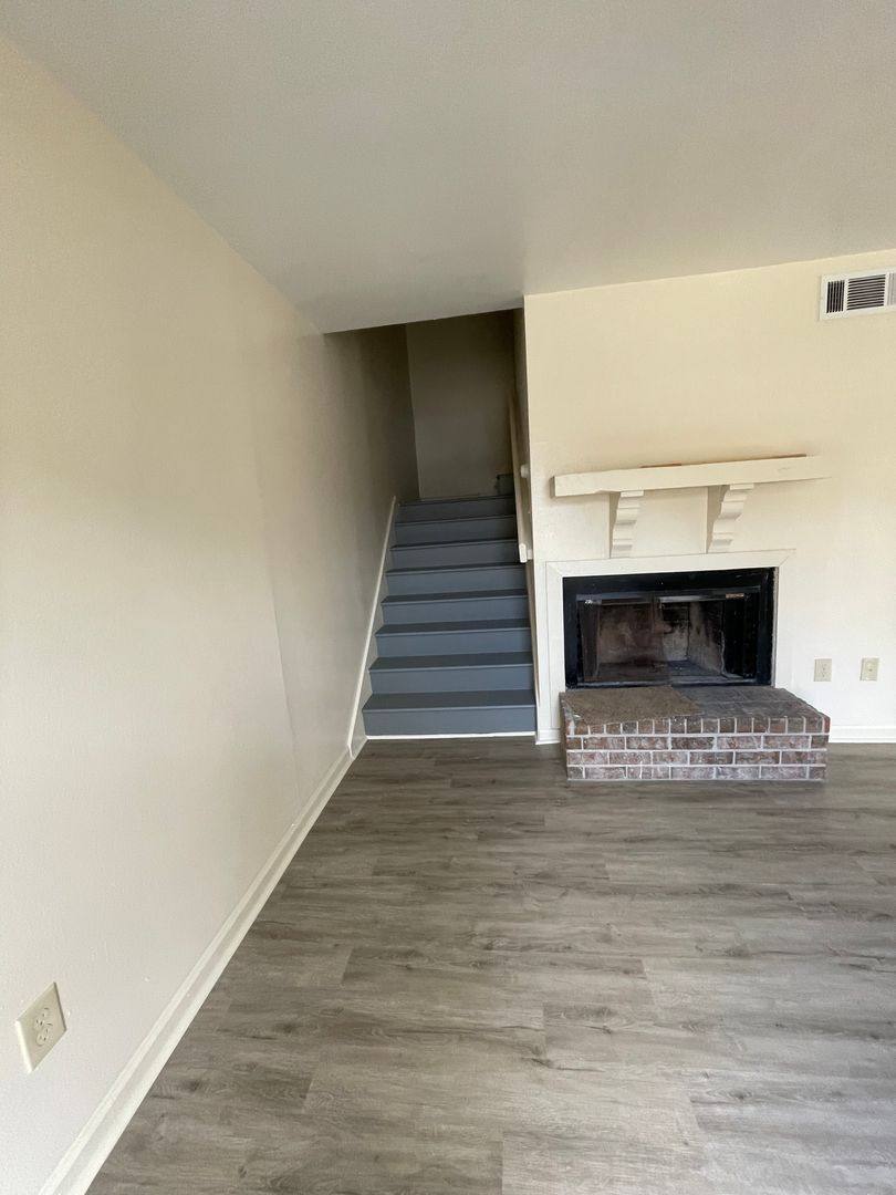 Apartment for rent at 8469 Governor, Baton Rouge, LA 70820
