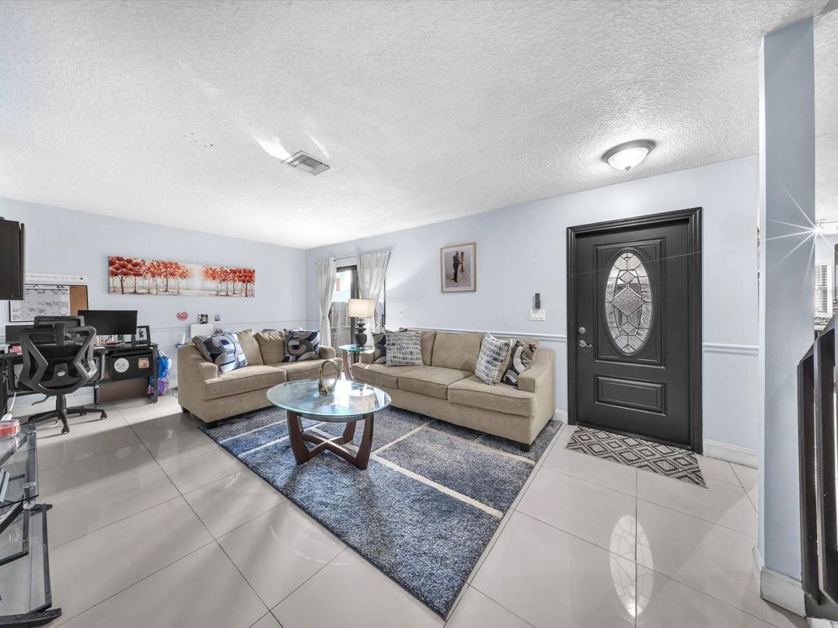 House for rent at 2496 NW 99th Ave, Coral Springs, FL 33065