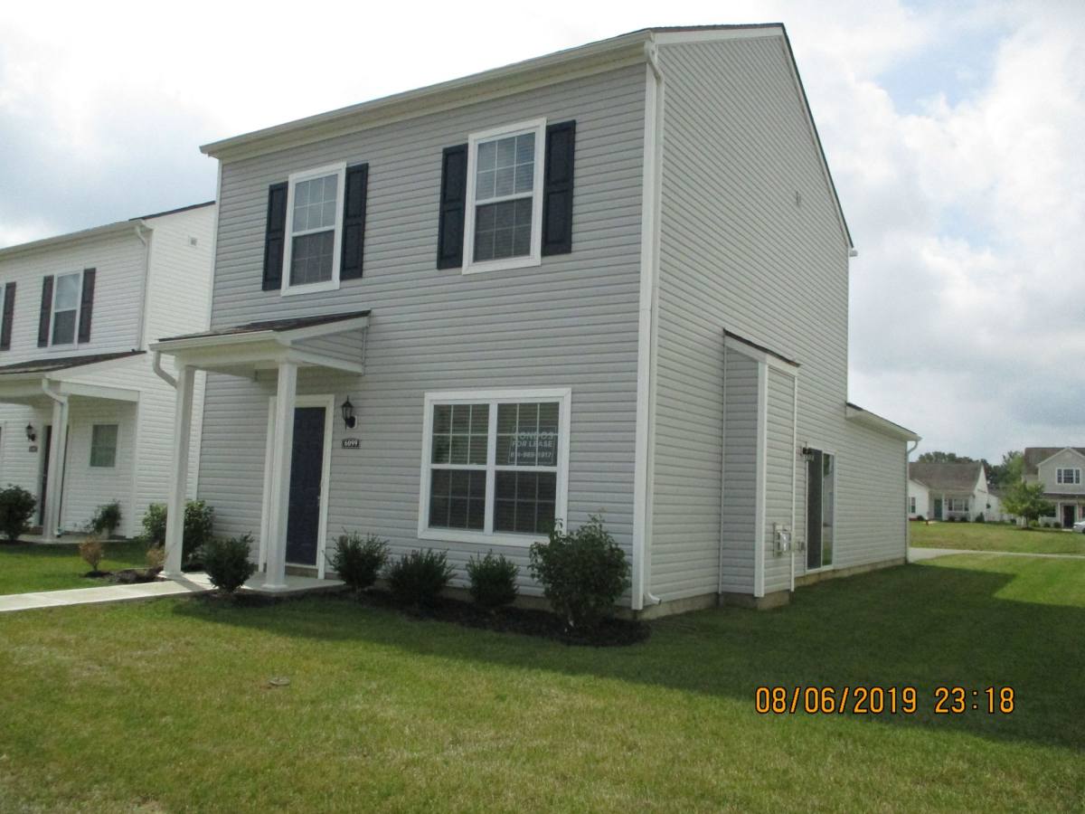 Condo for rent at 5814 Winchester Pike, Canal Winchester, OH 43110