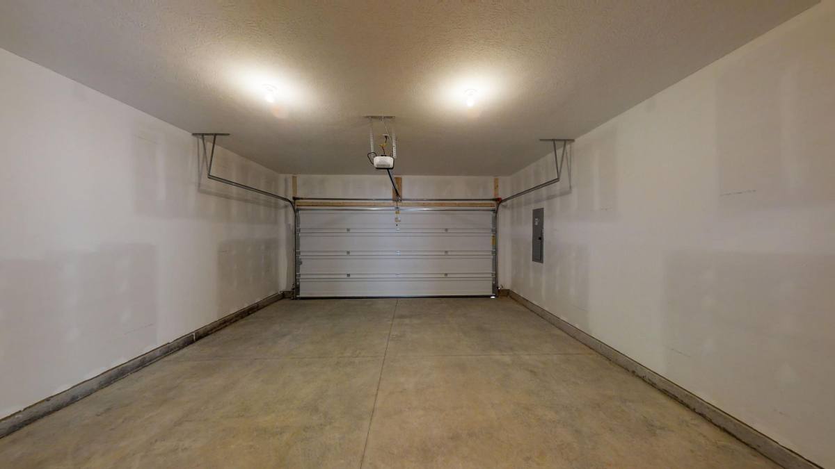 Condo for rent at 5814 Winchester Pike, Canal Winchester, OH 43110