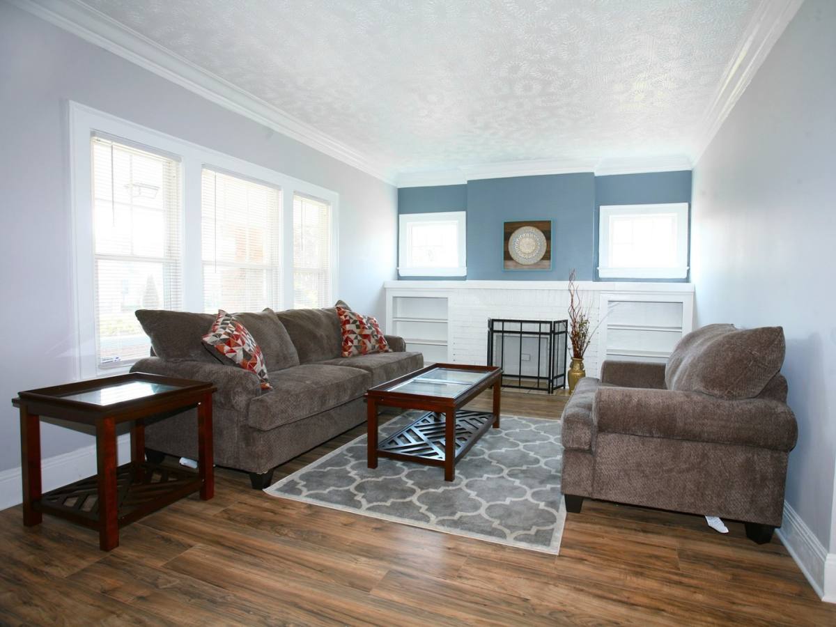 Apartment for rent at 3698 Menlo Rd, Cleveland, OH 44120