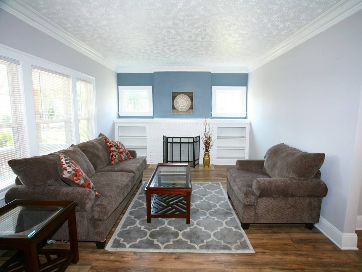 Apartment for rent at 3698 Menlo Rd, Cleveland, OH 44120
