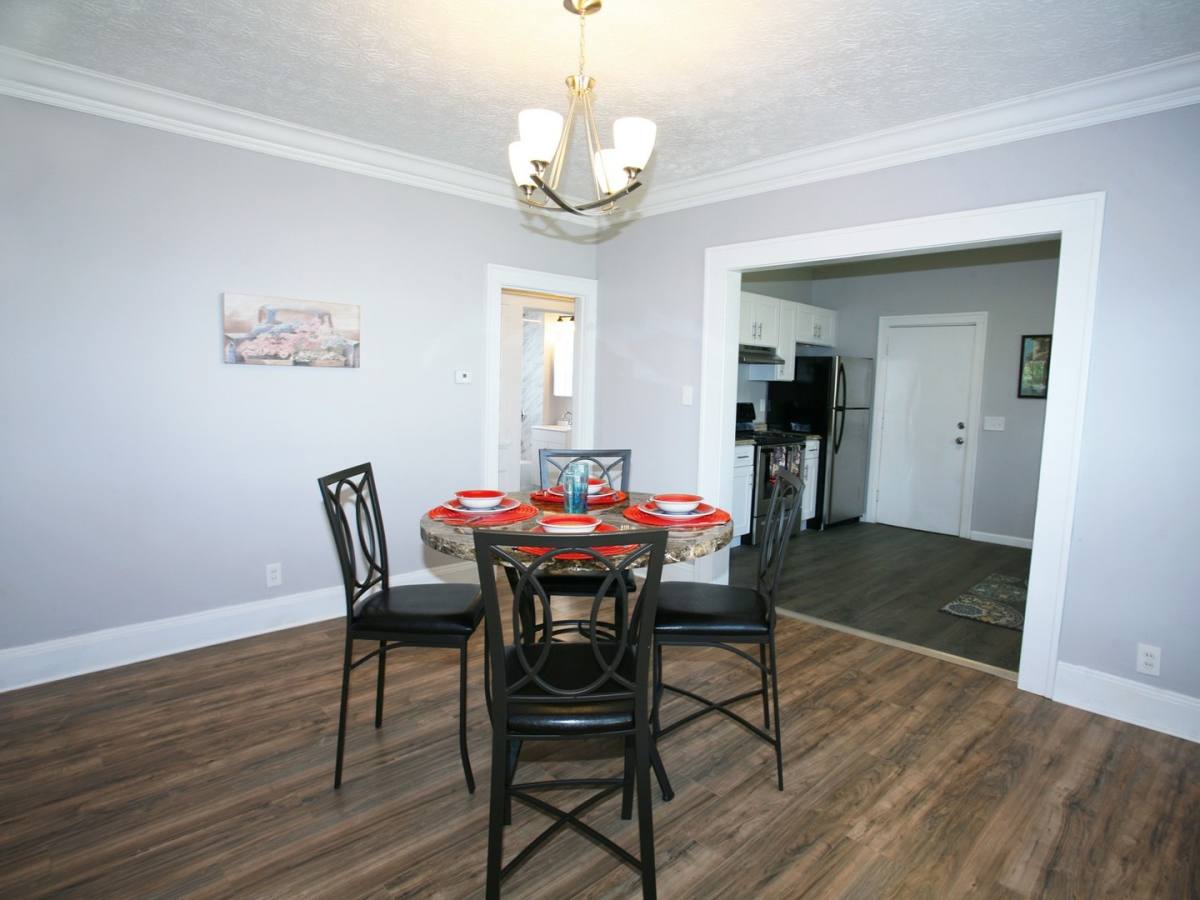 Apartment for rent at 3698 Menlo Rd, Cleveland, OH 44120