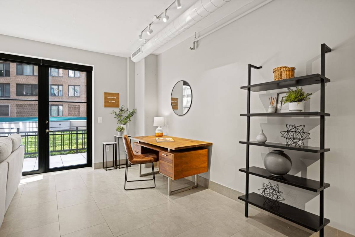 Apartment for rent at 1133 14th St NW, Washington, DC 20005
