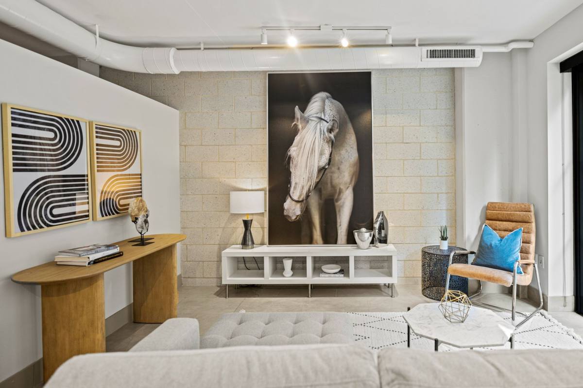 Apartment for rent at 1133 14th St NW, Washington, DC 20005