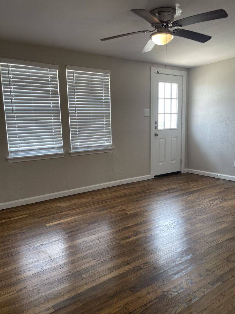 House for rent at 202 W Langley Blvd, Universal City, TX 78148