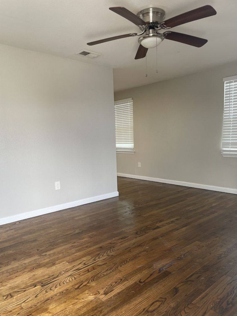 House for rent at 202 W Langley Blvd, Universal City, TX 78148