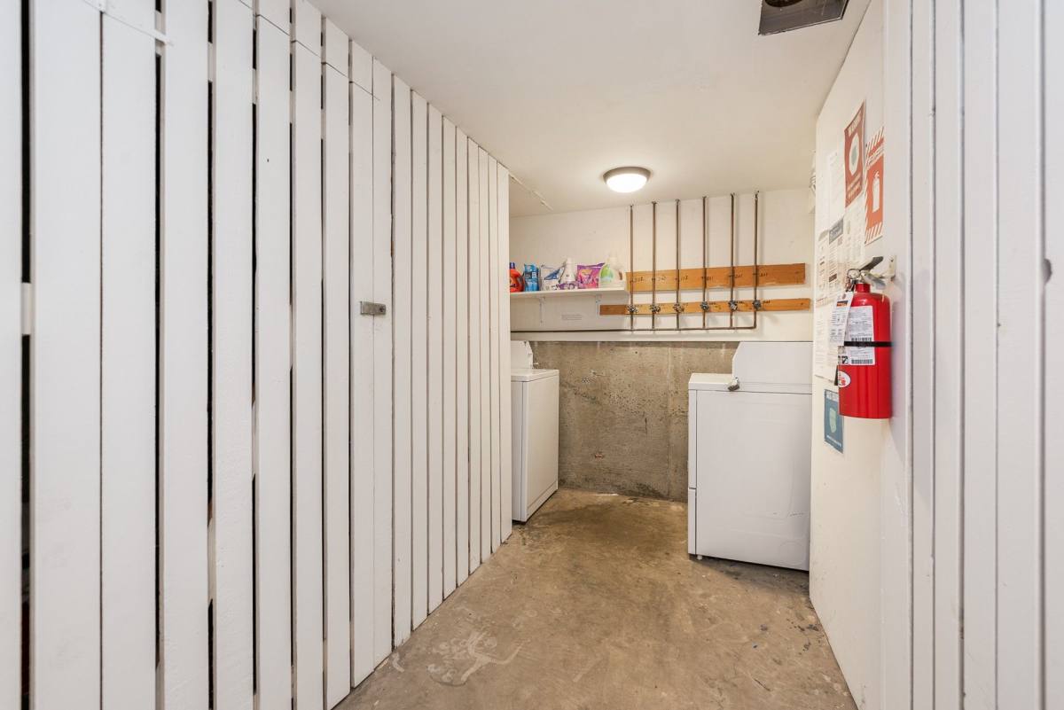 Apartment for rent at 1408 Queen Anne Ave N, Seattle, WA 98109