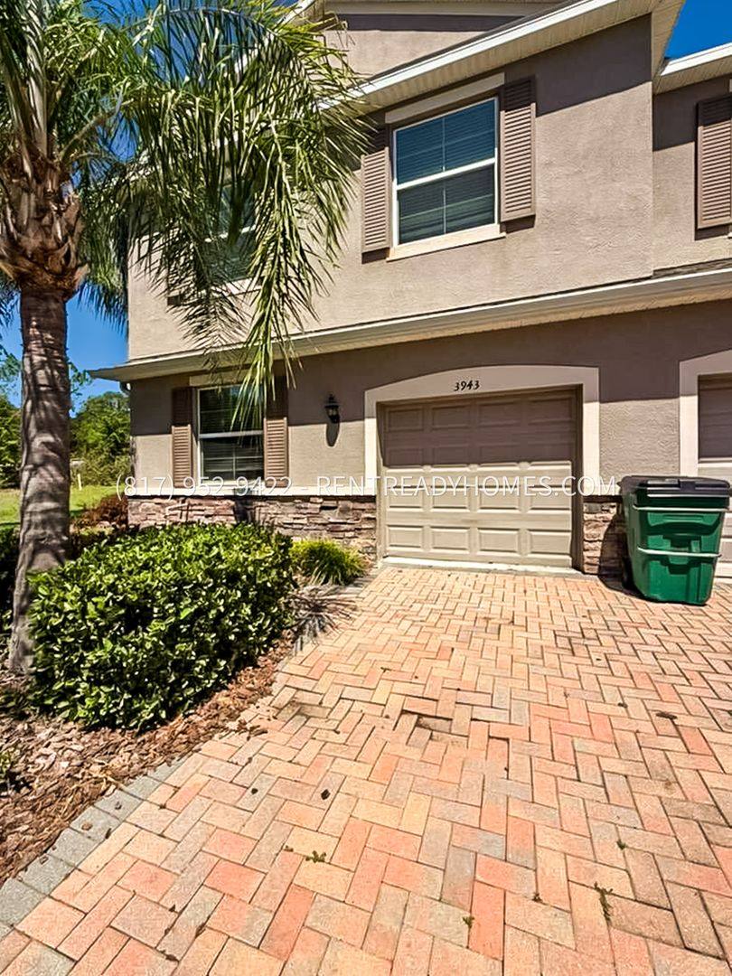 House for rent at 3943 Claybrook Dr, Wesley Chapel, FL 33544