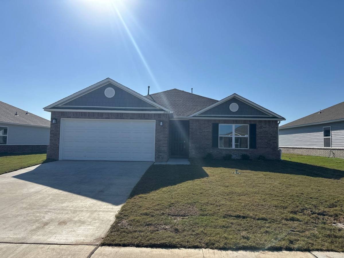 House for rent at 29064 E 78th Place S, Broken Arrow, OK 74014