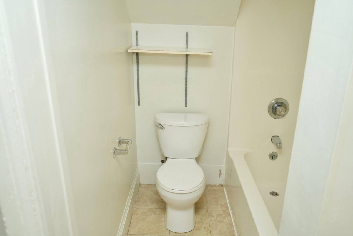 Apartment for rent at 814 816 Page St, Charlottesville, VA 22903