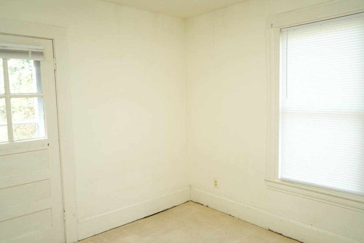 Apartment for rent at 814 816 Page St, Charlottesville, VA 22903