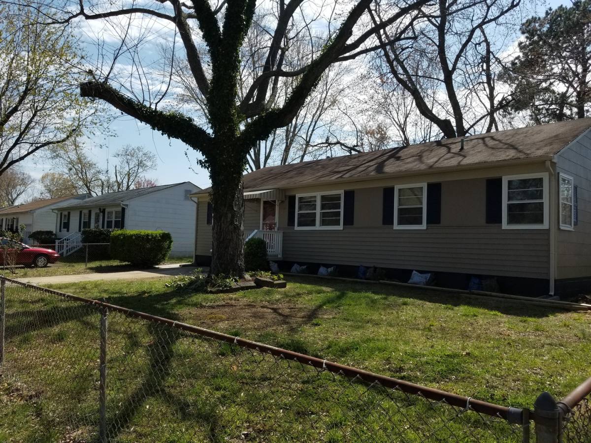 House for rent at 12 Clemwood Parkway, Hampton, VA 23669