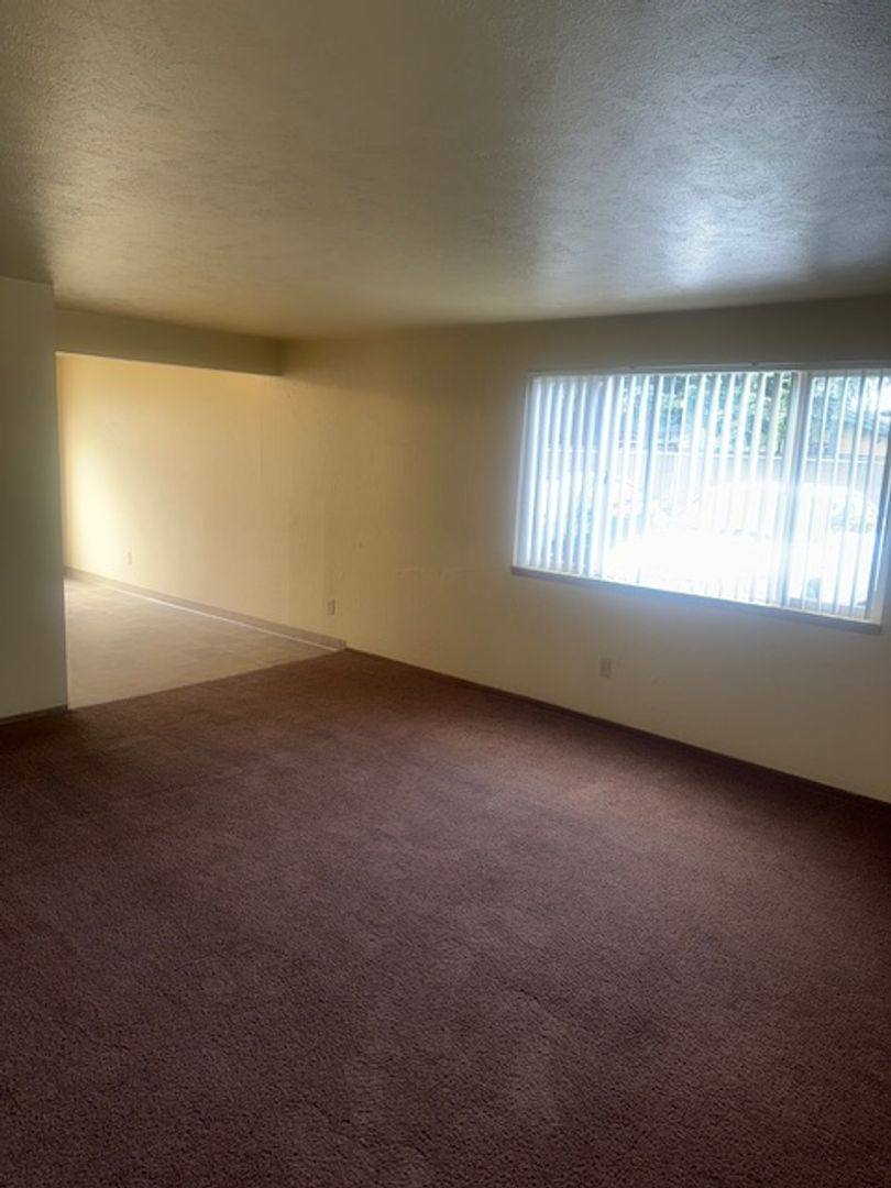 Apartment for rent at 10-68A N Grand St, Eugene, OR 97402