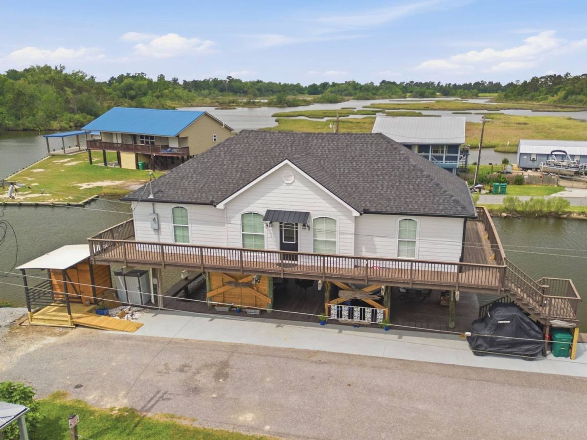 House for rent at 7238 Pirates Cove Lane, Sulphur, LA 70665