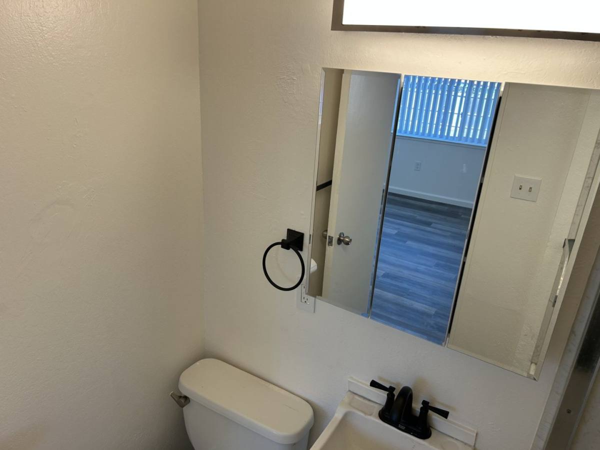 Apartment for rent at 218 Mississippi St, Vallejo, CA 94590