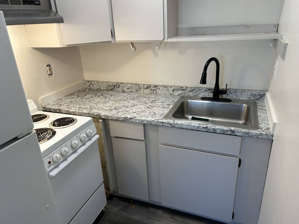 Apartment for rent at 218 Mississippi St, Vallejo, CA 94590