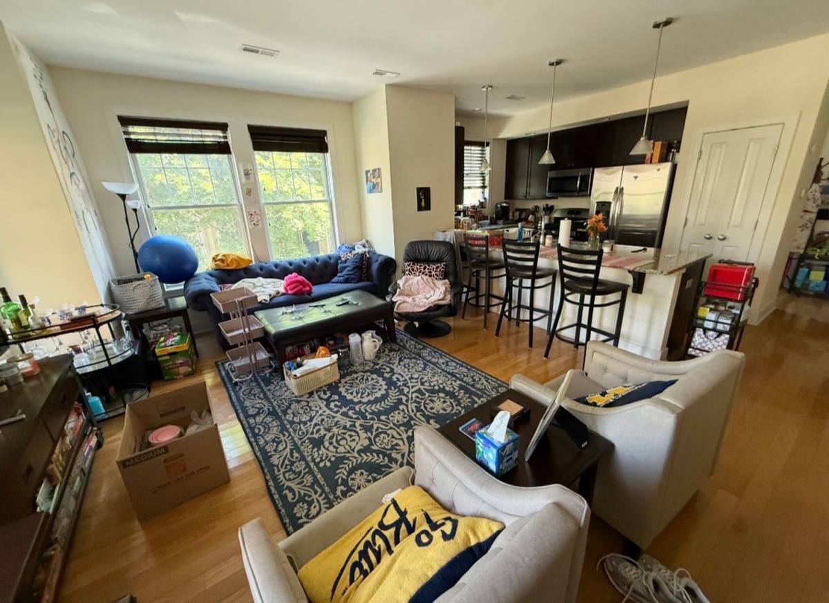 Apartment for rent at 924 Catherine St, Ann Arbor, MI 48104