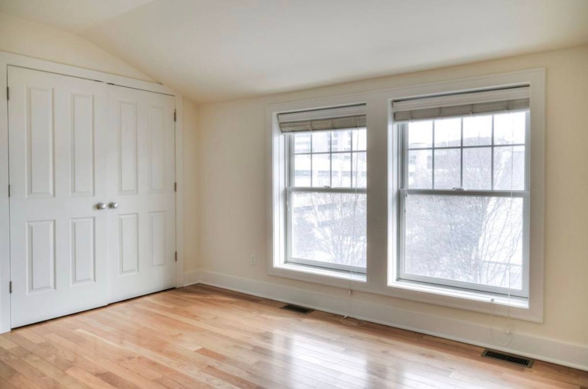 Apartment for rent at 924 Catherine St, Ann Arbor, MI 48104