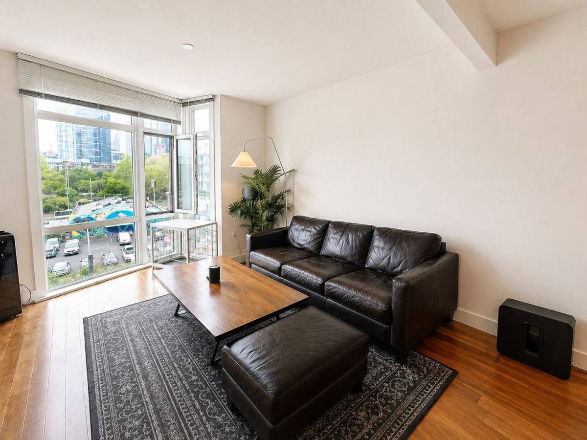 Condo for rent at 699 John St, Seattle, WA 98109