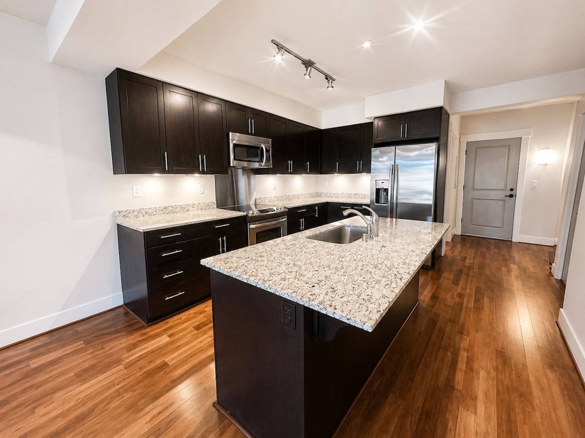 Condo for rent at 699 John St, Seattle, WA 98109