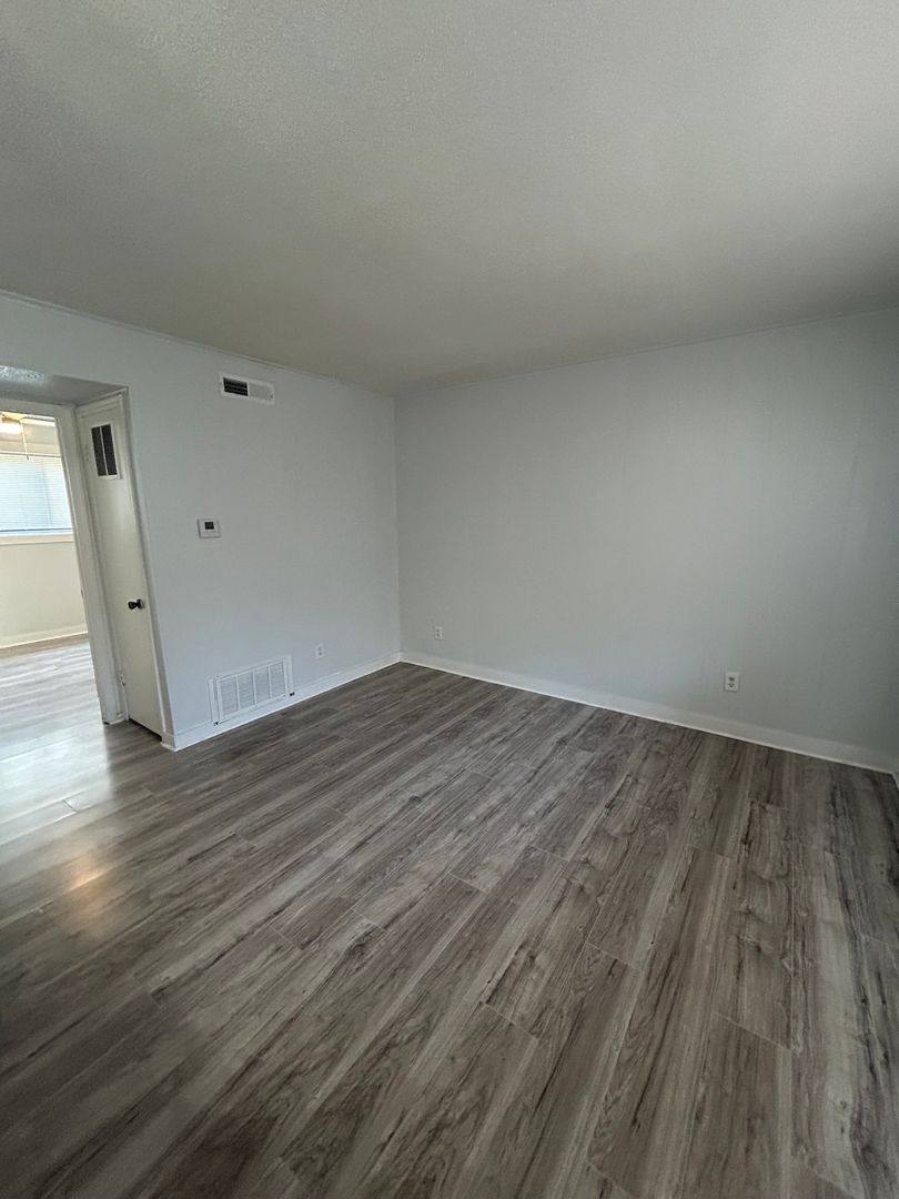 Apartment for rent at 969 W Holly, Fayetteville, AR 72703