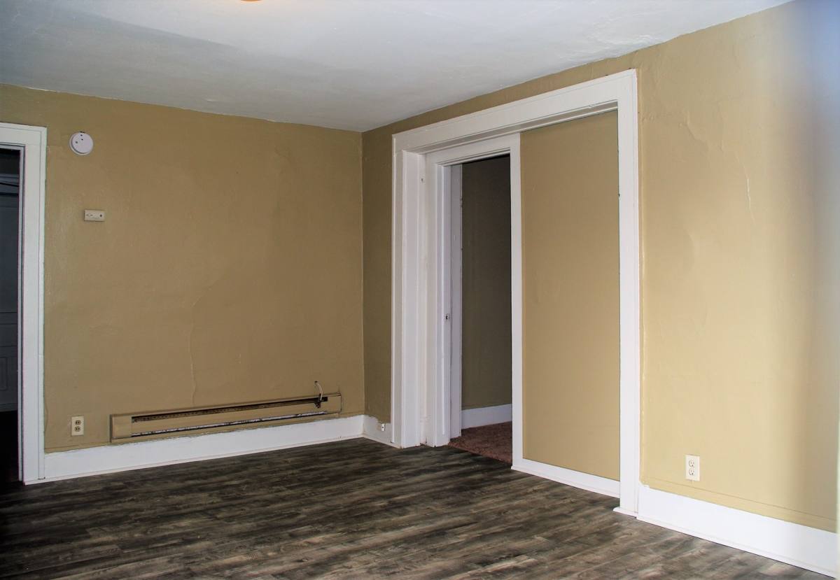 Apartment for rent at 283-289 Bates Ave, Saint Paul, MN 55106
