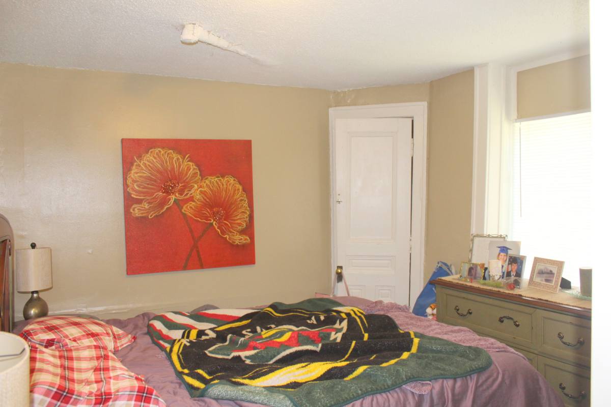 Apartment for rent at 283-289 Bates Ave, Saint Paul, MN 55106