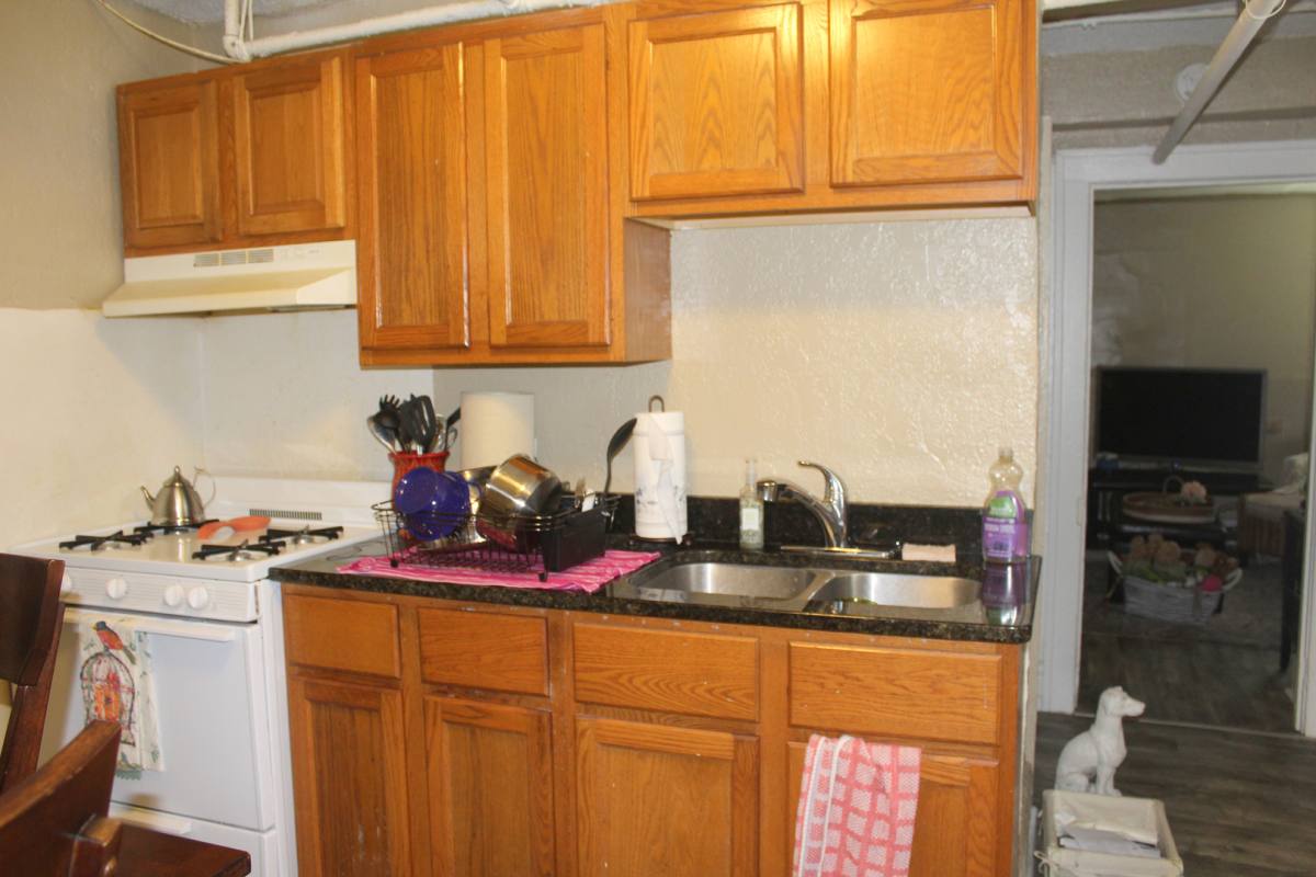 Apartment for rent at 283-289 Bates Ave, Saint Paul, MN 55106